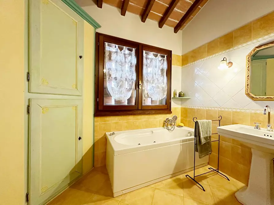 Immagine 29 di Villa in vendita  a Buggiano