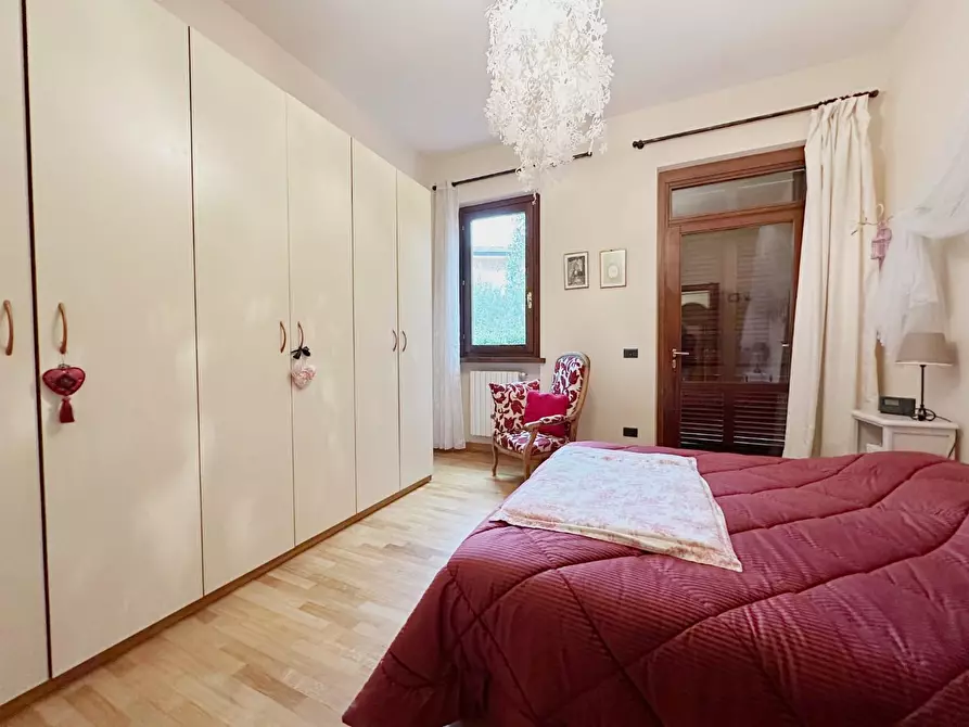 Immagine 17 di Villa in vendita  a Buggiano