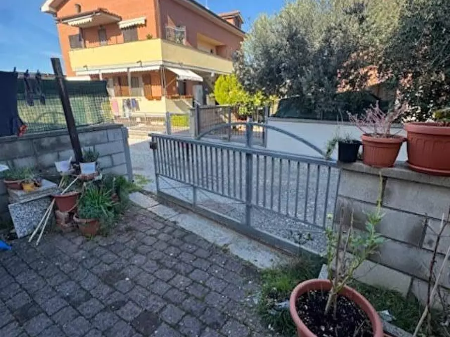 Immagine 1 di Terratetto in vendita  a Collesalvetti