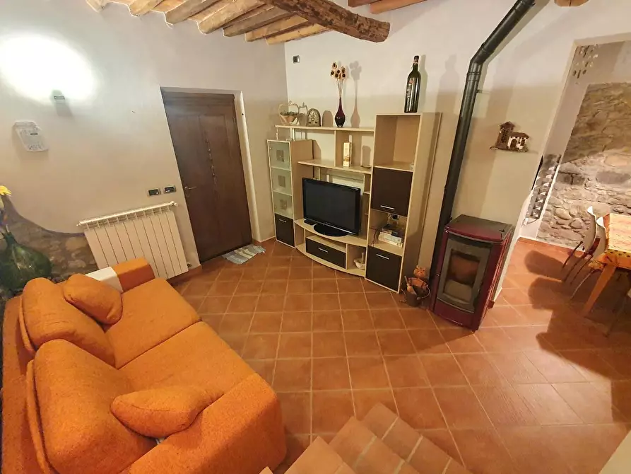 Immagine 6 di Casa indipendente in vendita  a Capannori