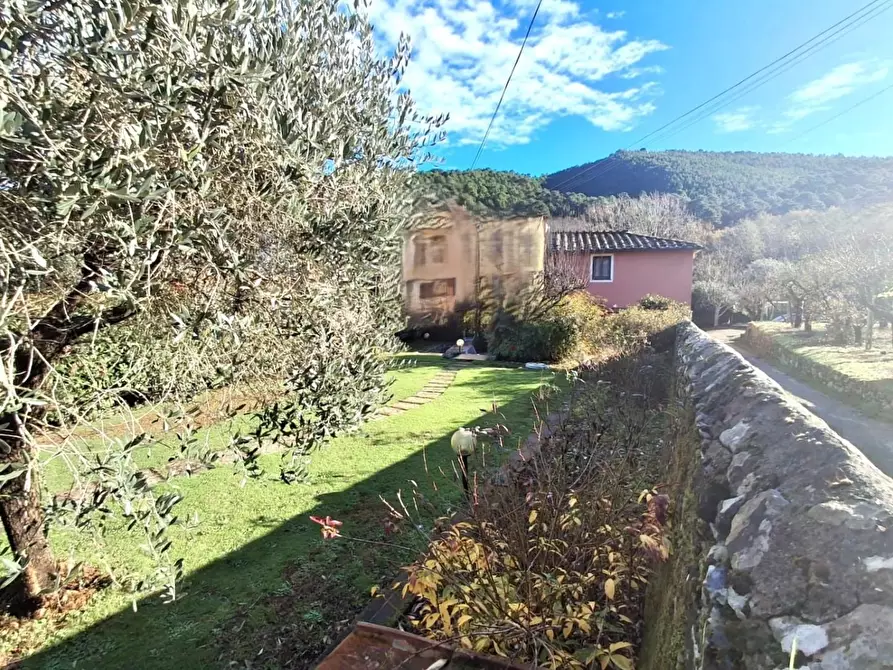 Immagine 42 di Casa indipendente in vendita  a Capannori