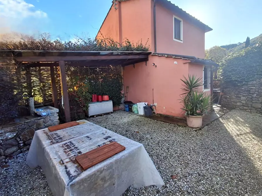 Immagine 40 di Casa indipendente in vendita  a Capannori