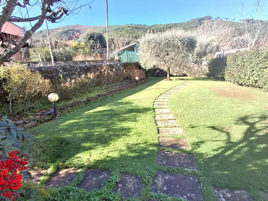 Immagine 37 di Casa indipendente in vendita  a Capannori