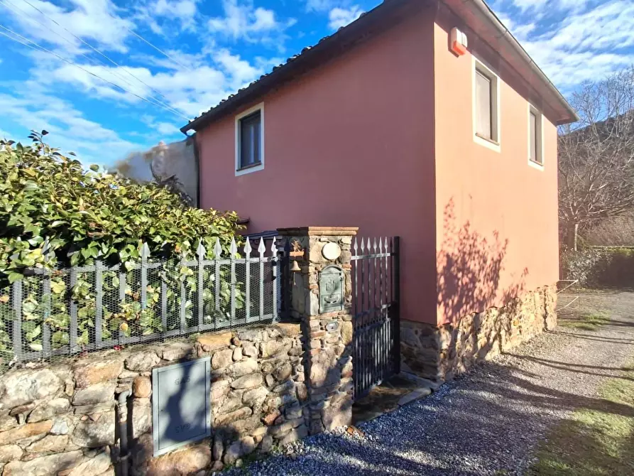 Immagine 2 di Casa indipendente in vendita  a Capannori