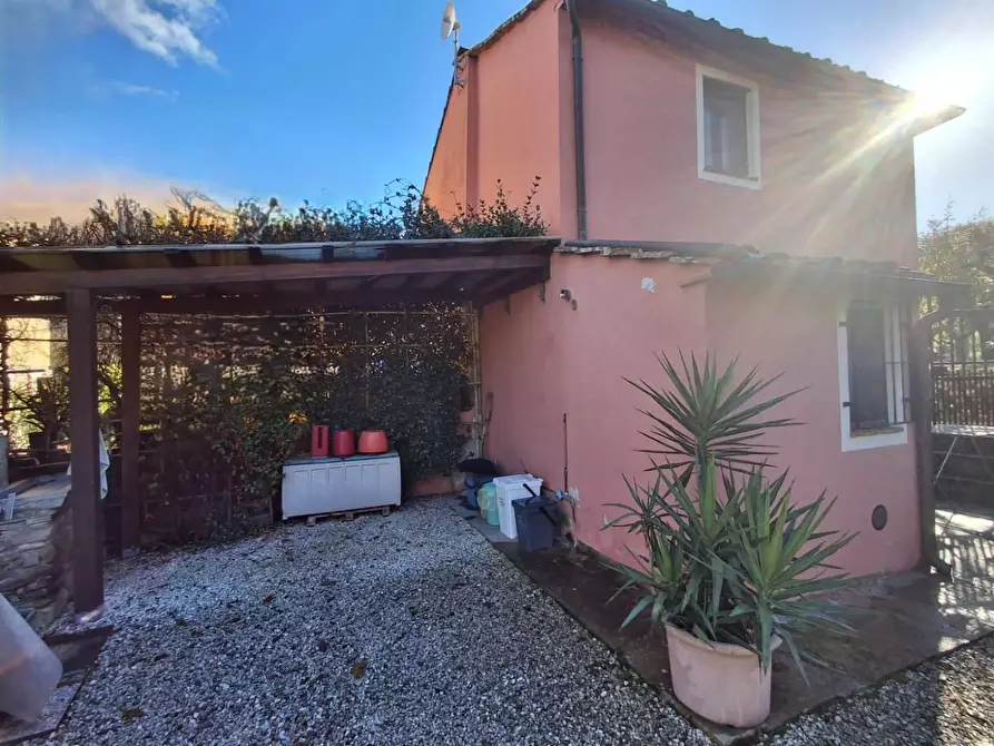 Immagine 35 di Casa indipendente in vendita  a Capannori