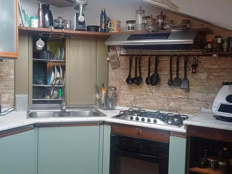 Immagine 7 di Appartamento in vendita  a Carrara