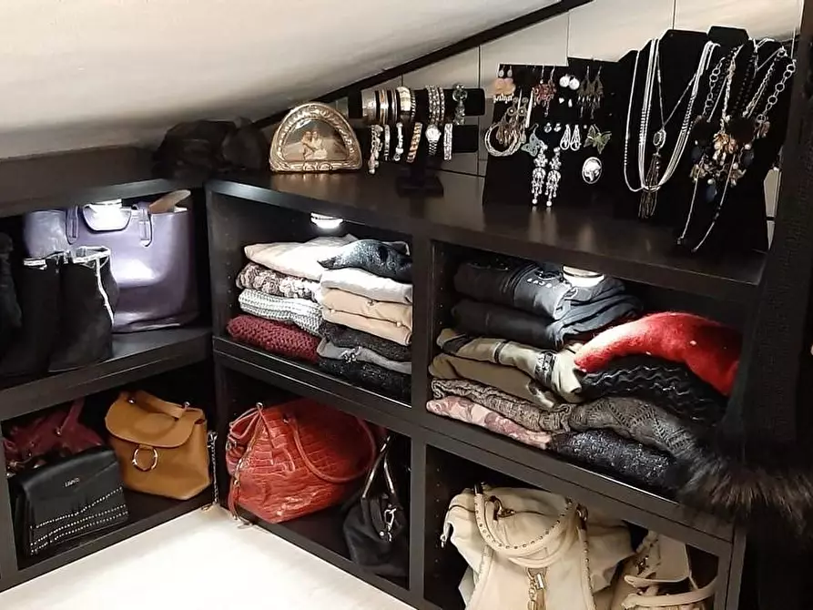 Immagine 14 di Appartamento in vendita  a Carrara