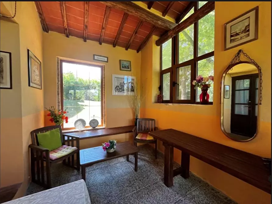 Immagine 5 di Casa colonica in vendita  a Colle Di Val D'elsa