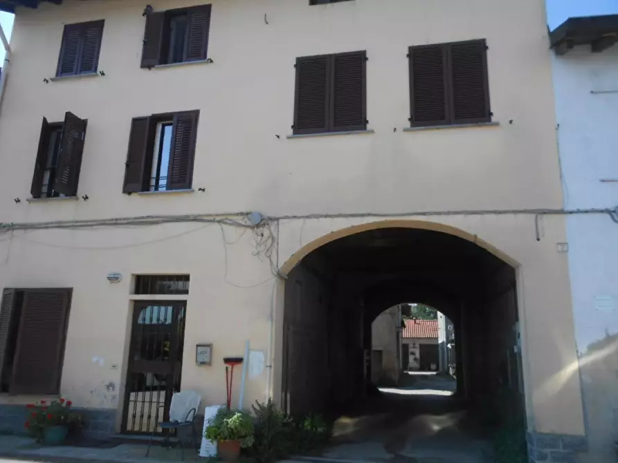 Immagine 1 di Appartamento in vendita  a Basiano