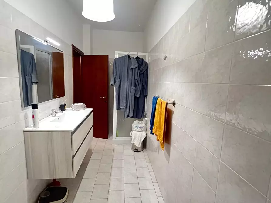 Immagine 19 di Appartamento in vendita  a Colle Di Val D'elsa