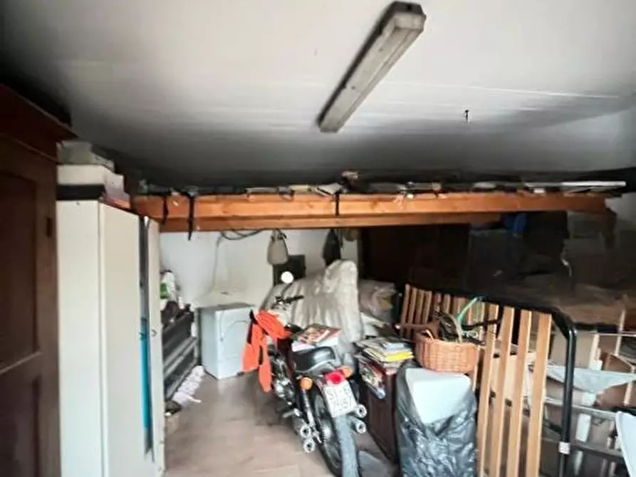 Immagine 25 di Appartamento in vendita  a Colle Di Val D'elsa