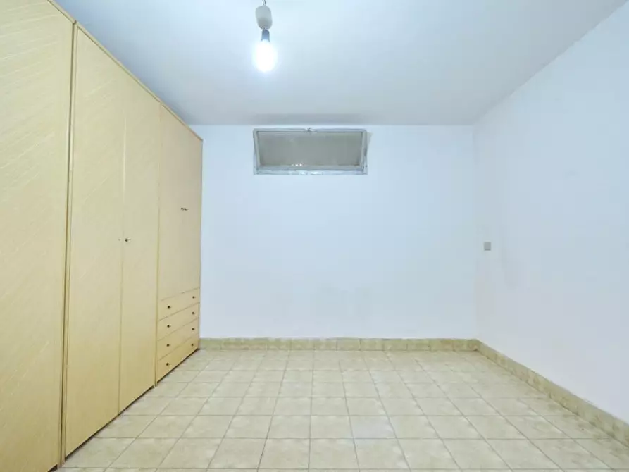 Immagine 24 di Villetta a schiera in vendita  a Massa