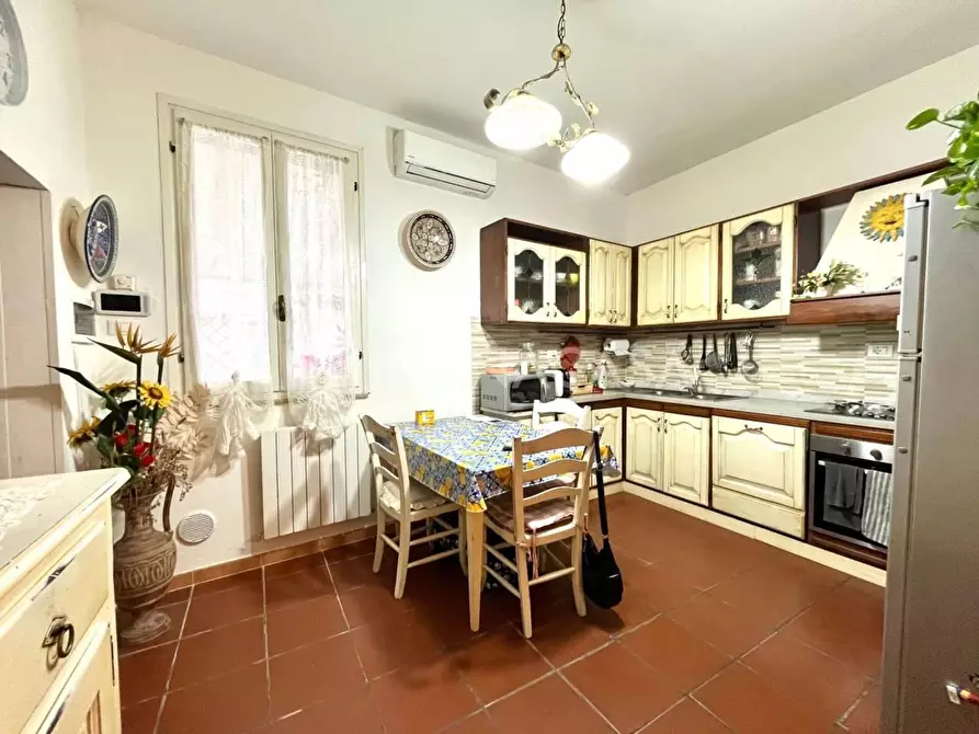 Immagine 1 di Terratetto in vendita  a Calcinaia