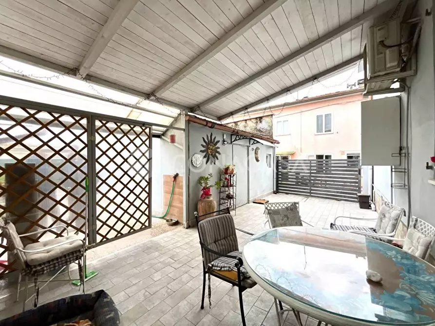 Immagine 25 di Terratetto in vendita  a Calcinaia