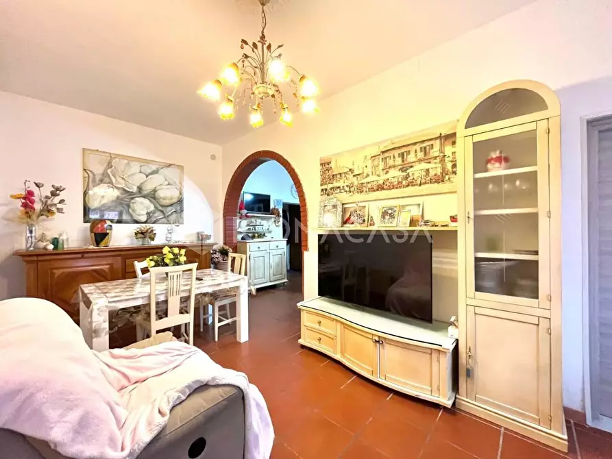 Immagine 10 di Terratetto in vendita  a Calcinaia