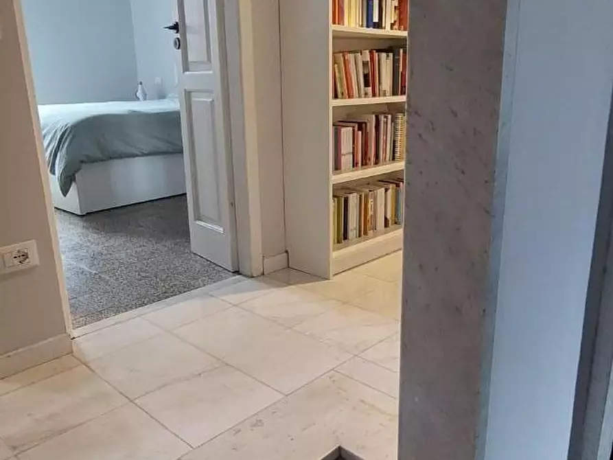 Immagine 12 di Appartamento in vendita  a Carrara