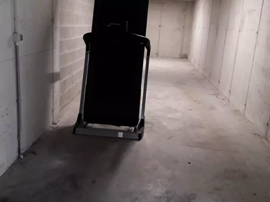 Immagine 2 di Garage in vendita  a Pozzo D'adda