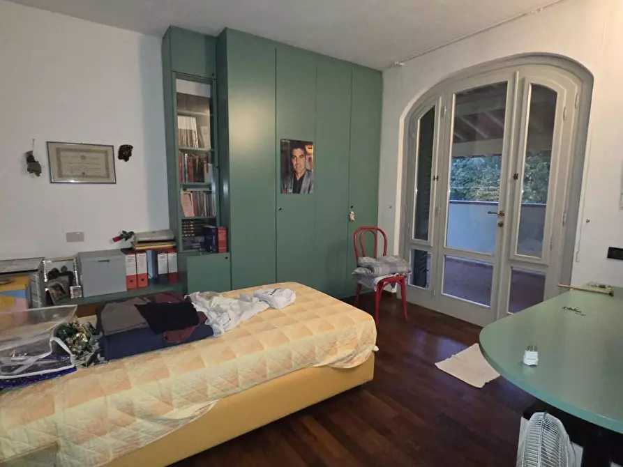 Immagine 18 di Villa in vendita  a Capannori