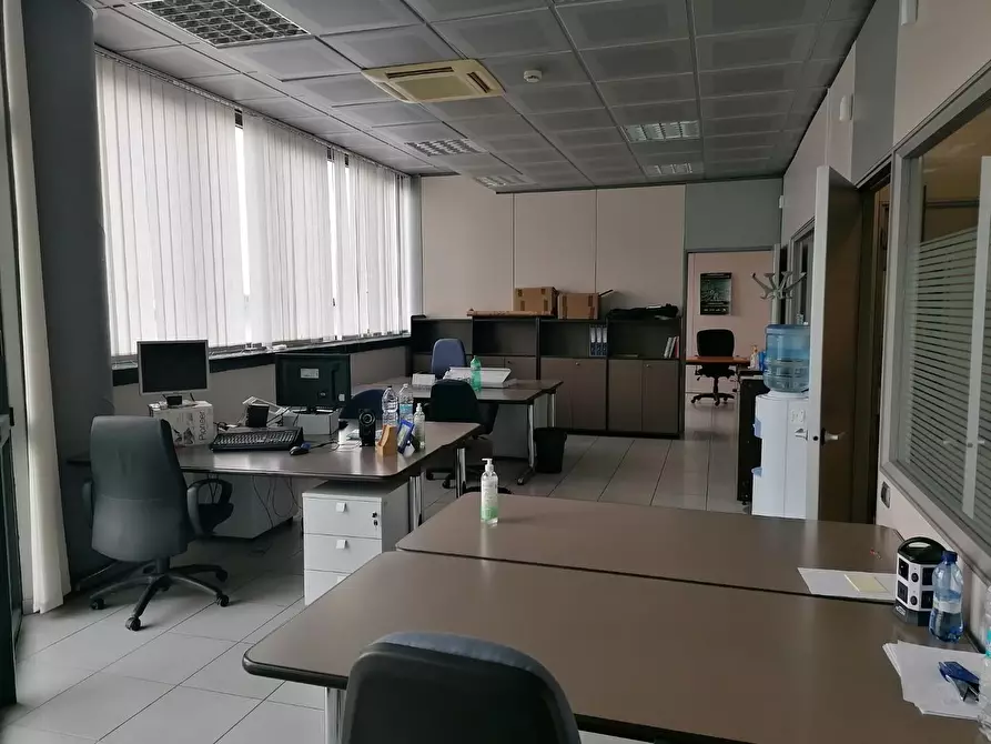 Immagine 5 di Ufficio in vendita  a Pisa