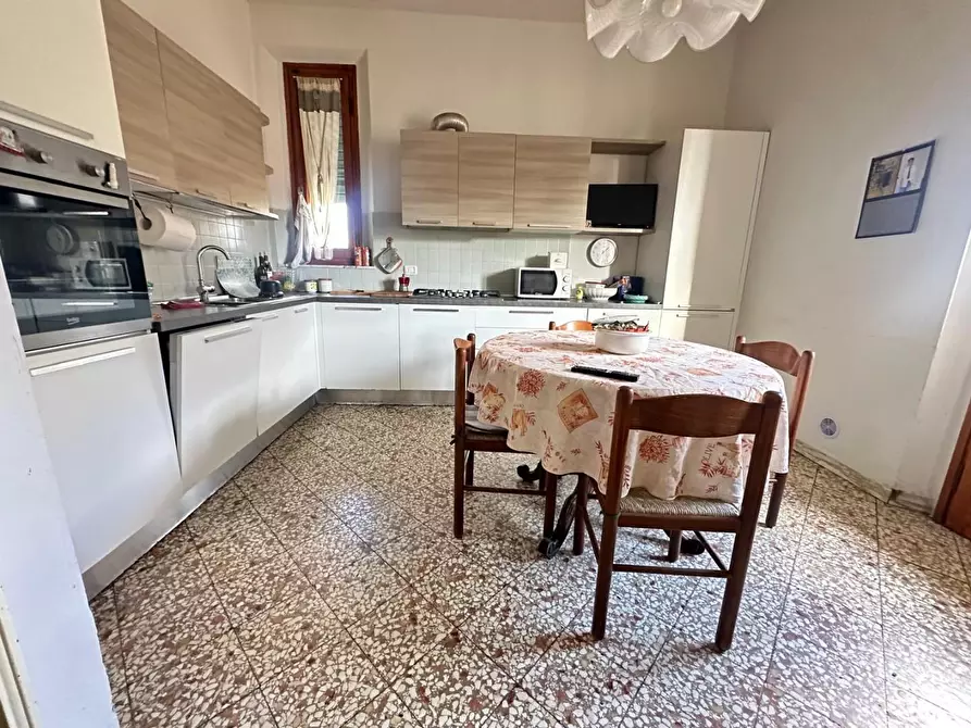 Immagine 24 di Appartamento in vendita  a Empoli