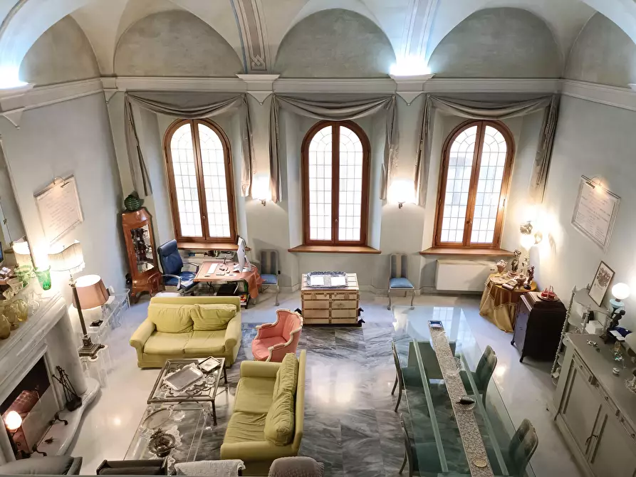 Immagine 5 di Palazzo in vendita  a Empoli