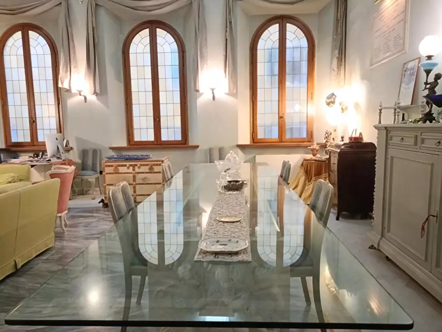 Immagine 28 di Palazzo in vendita  a Empoli
