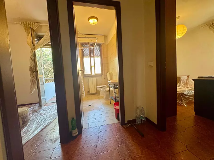 Immagine 15 di Casa bifamiliare in vendita  a Montignoso