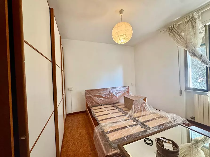 Immagine 10 di Casa bifamiliare in vendita  a Montignoso