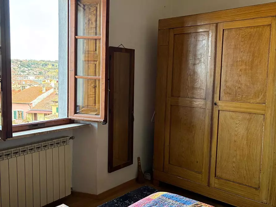 Immagine 17 di Appartamento in vendita  a Poggibonsi