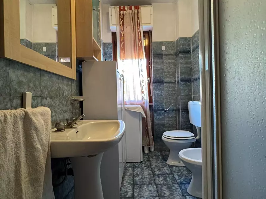 Immagine 30 di Appartamento in vendita  a Viareggio