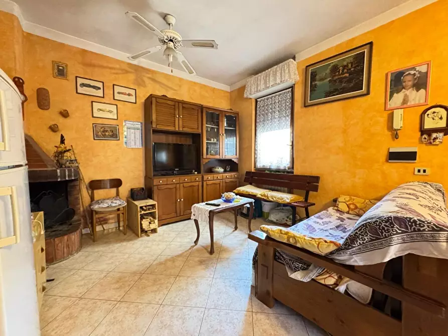 Immagine 24 di Appartamento in vendita  a Viareggio