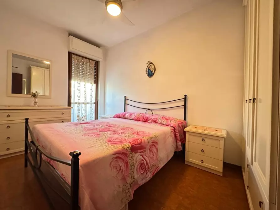 Immagine 28 di Appartamento in vendita  a Viareggio