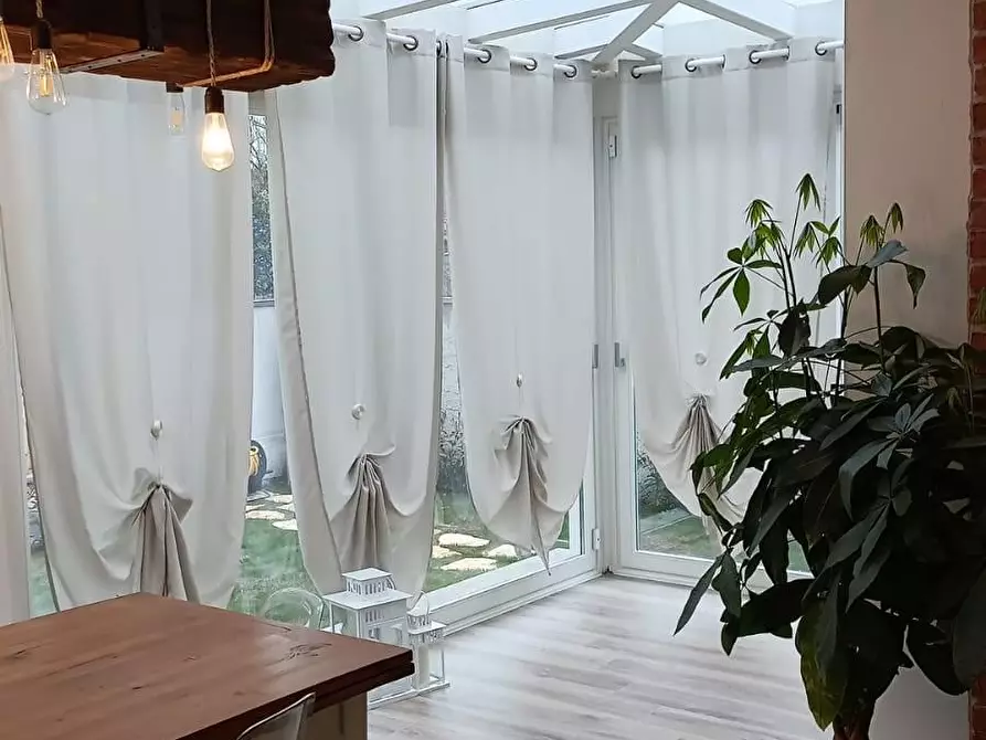 Immagine 11 di Casa indipendente in vendita  a Massa