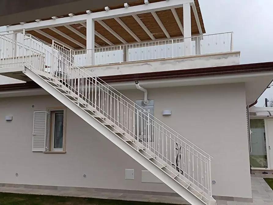 Immagine 20 di Casa indipendente in vendita  a Massa