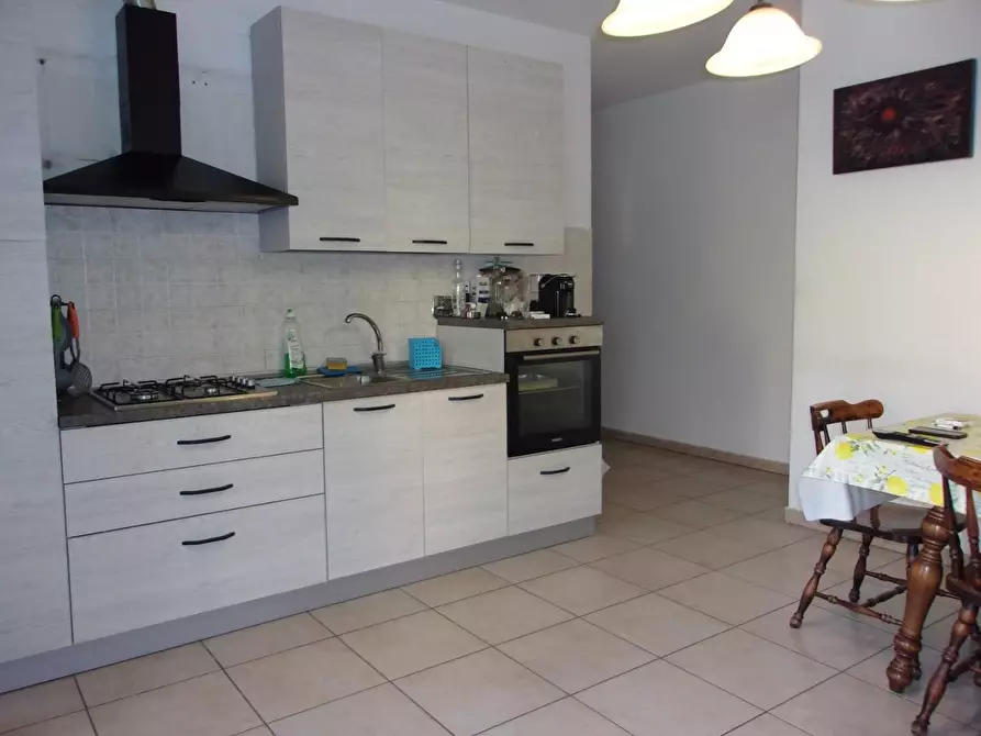 Immagine 12 di Appartamento in vendita  a Massa