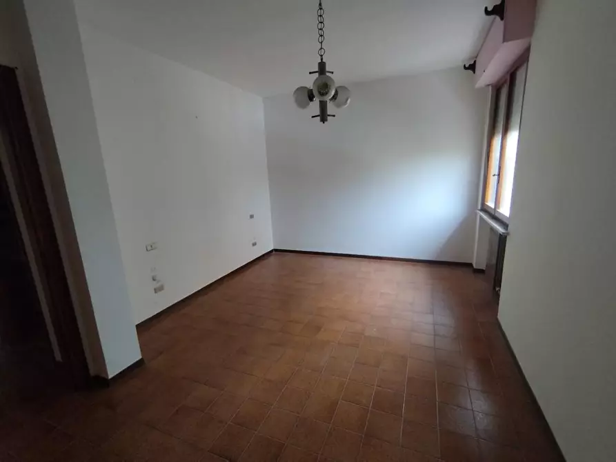 Immagine 4 di Appartamento in vendita  a Pisa