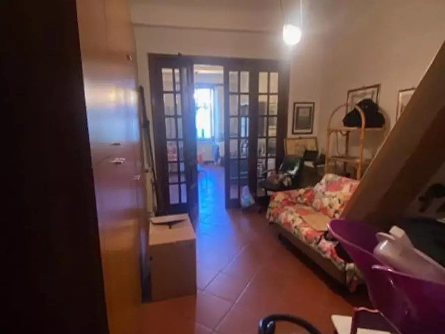 Immagine 6 di Appartamento in vendita  a Lucca