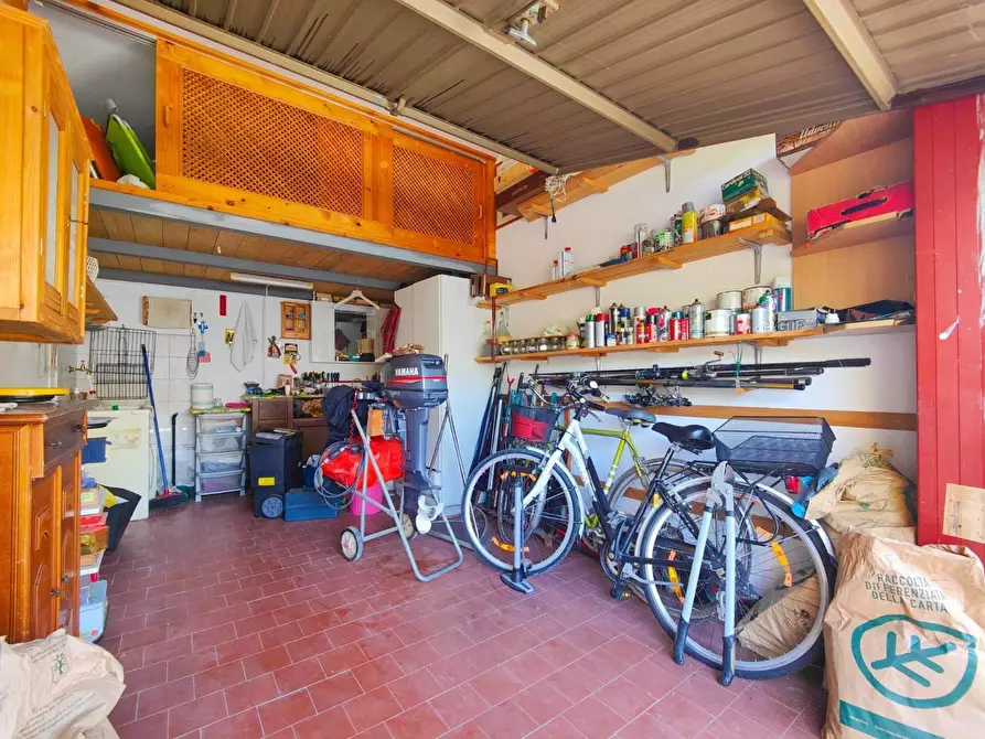 Immagine 38 di Appartamento in vendita  a Vecchiano