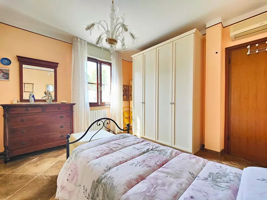 Immagine 29 di Appartamento in vendita  a Vecchiano