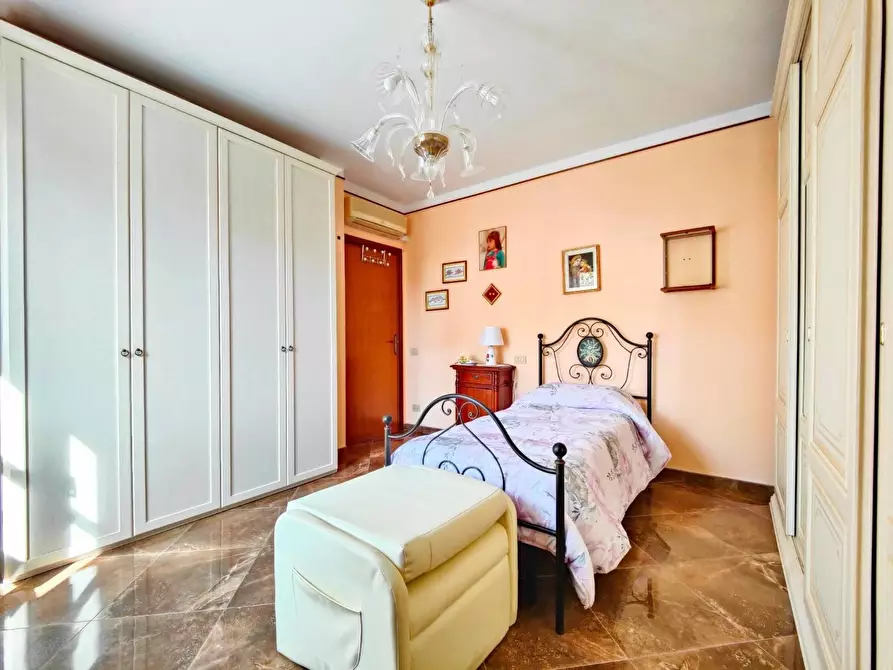 Immagine 27 di Appartamento in vendita  a Vecchiano