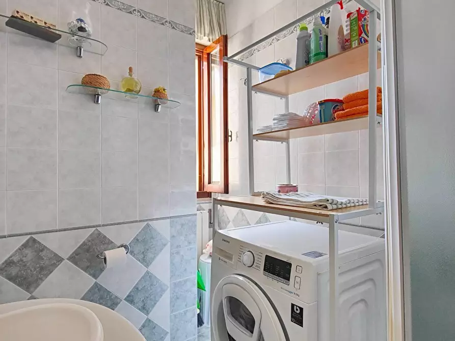 Immagine 34 di Appartamento in vendita  a Vecchiano