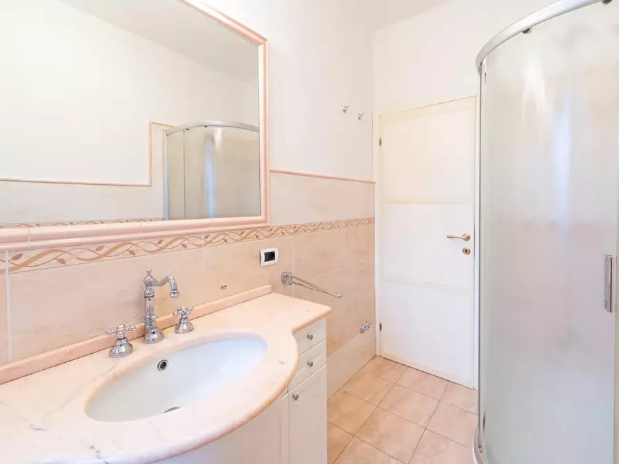 Immagine 16 di Appartamento in vendita  a Casciana Terme Lari