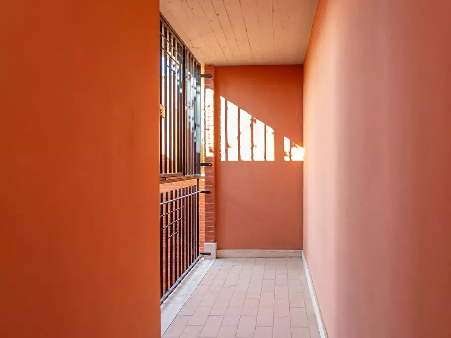 Immagine 14 di Mansarda in vendita  a Roma