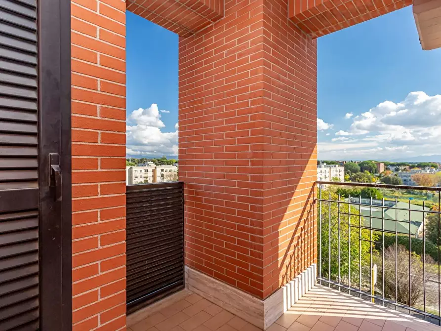 Immagine 5 di Mansarda in vendita  a Roma