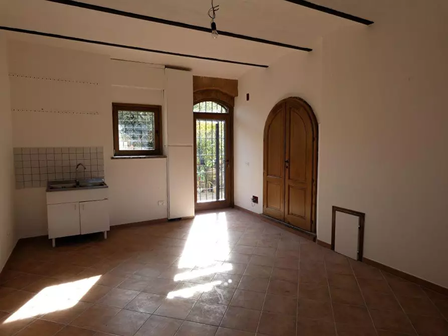 Immagine 21 di Casa colonica in vendita  a San Gimignano