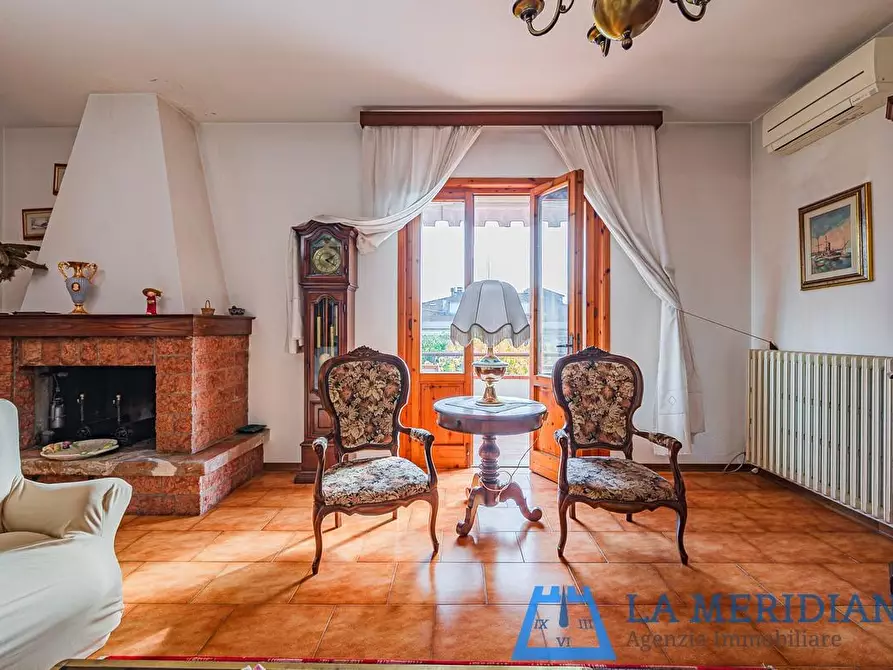 Immagine 10 di Appartamento in vendita  a Lamporecchio