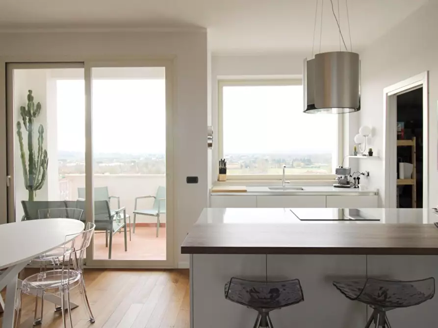 Immagine 16 di Appartamento in vendita  a Pontedera