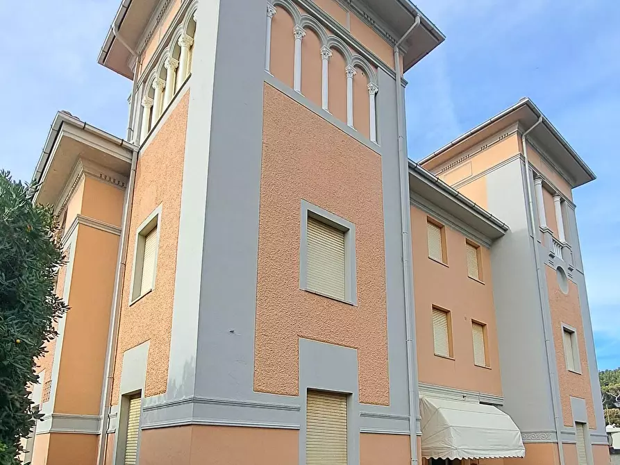 Immagine 2 di Appartamento in vendita  a Rosignano Marittimo