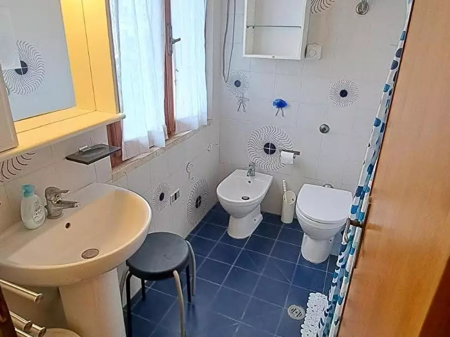 Immagine 15 di Appartamento in vendita  a Rosignano Marittimo