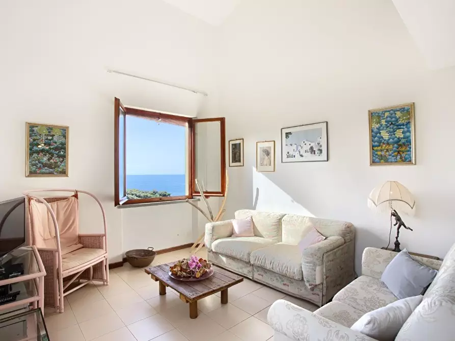 Immagine 4 di Appartamento in vendita  a Rosignano Marittimo